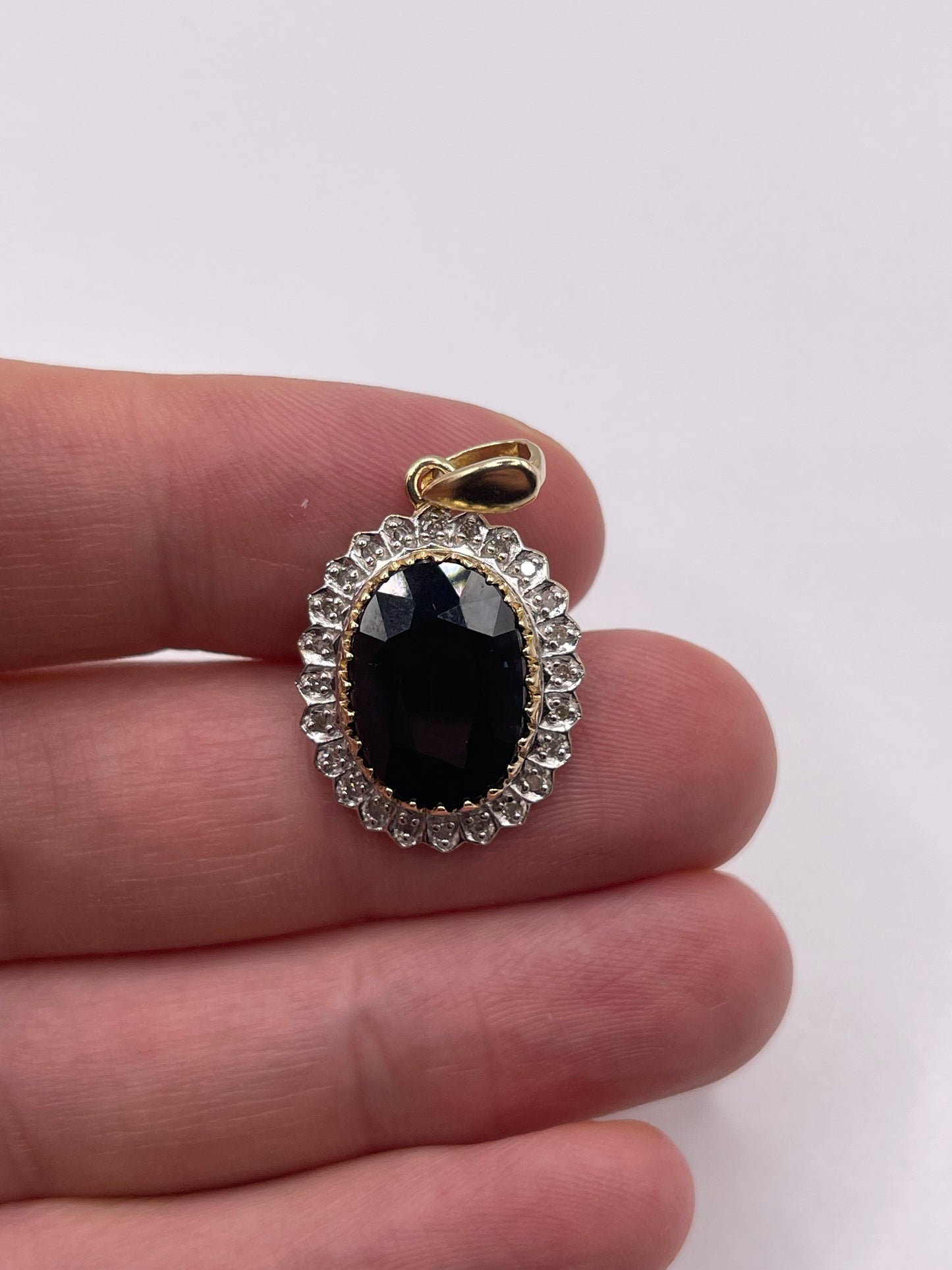 9ct gold sapphire and diamond pendant