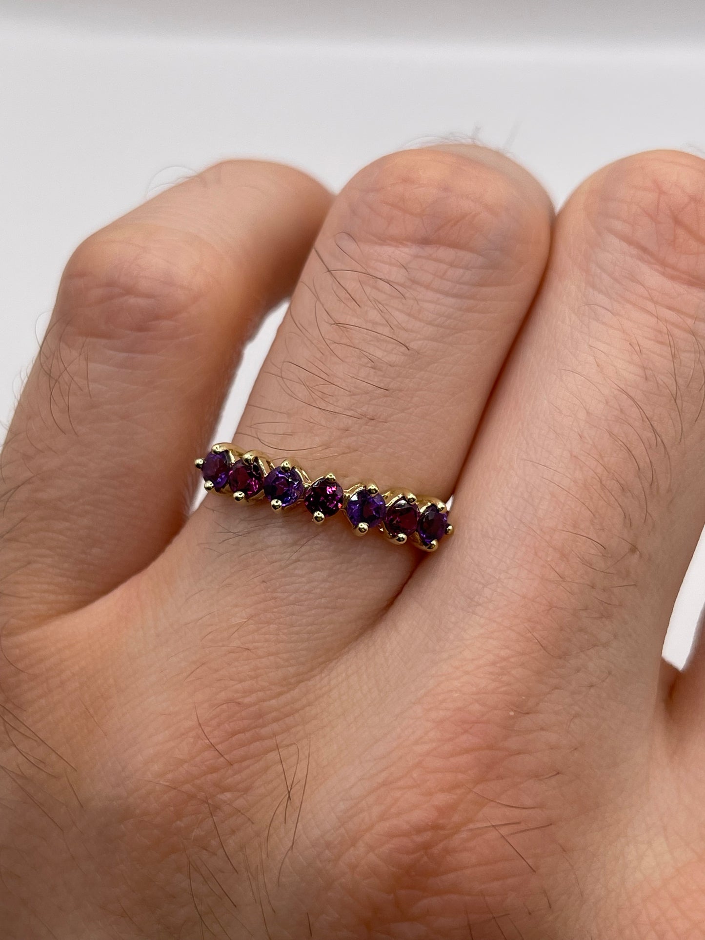 9ct gold amethyst and garnet ring
