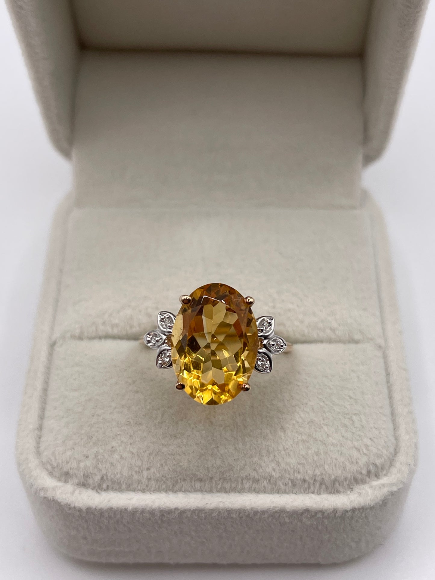 9ct gold citrine and zircon ring