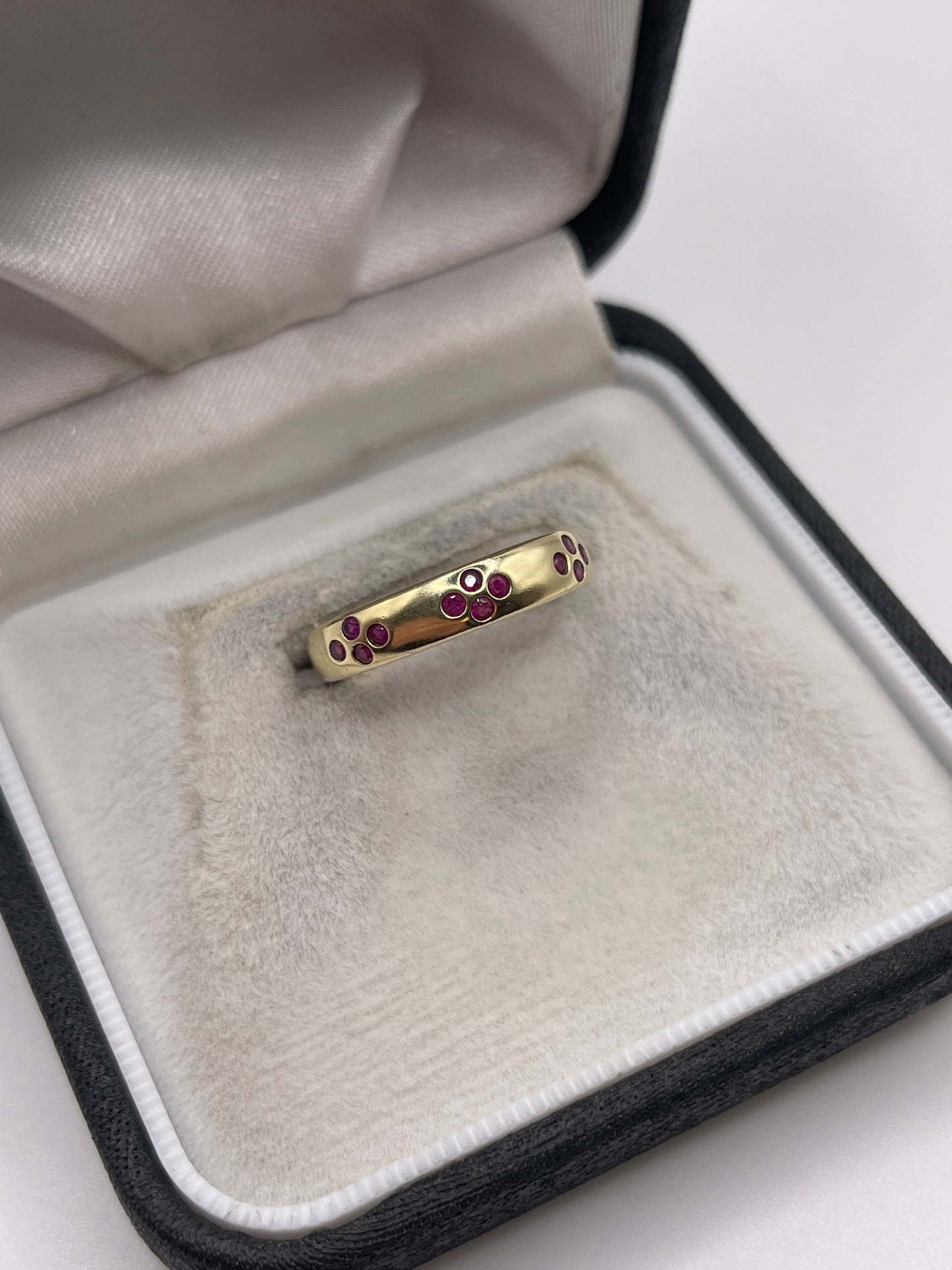 9ct gold ruby ring