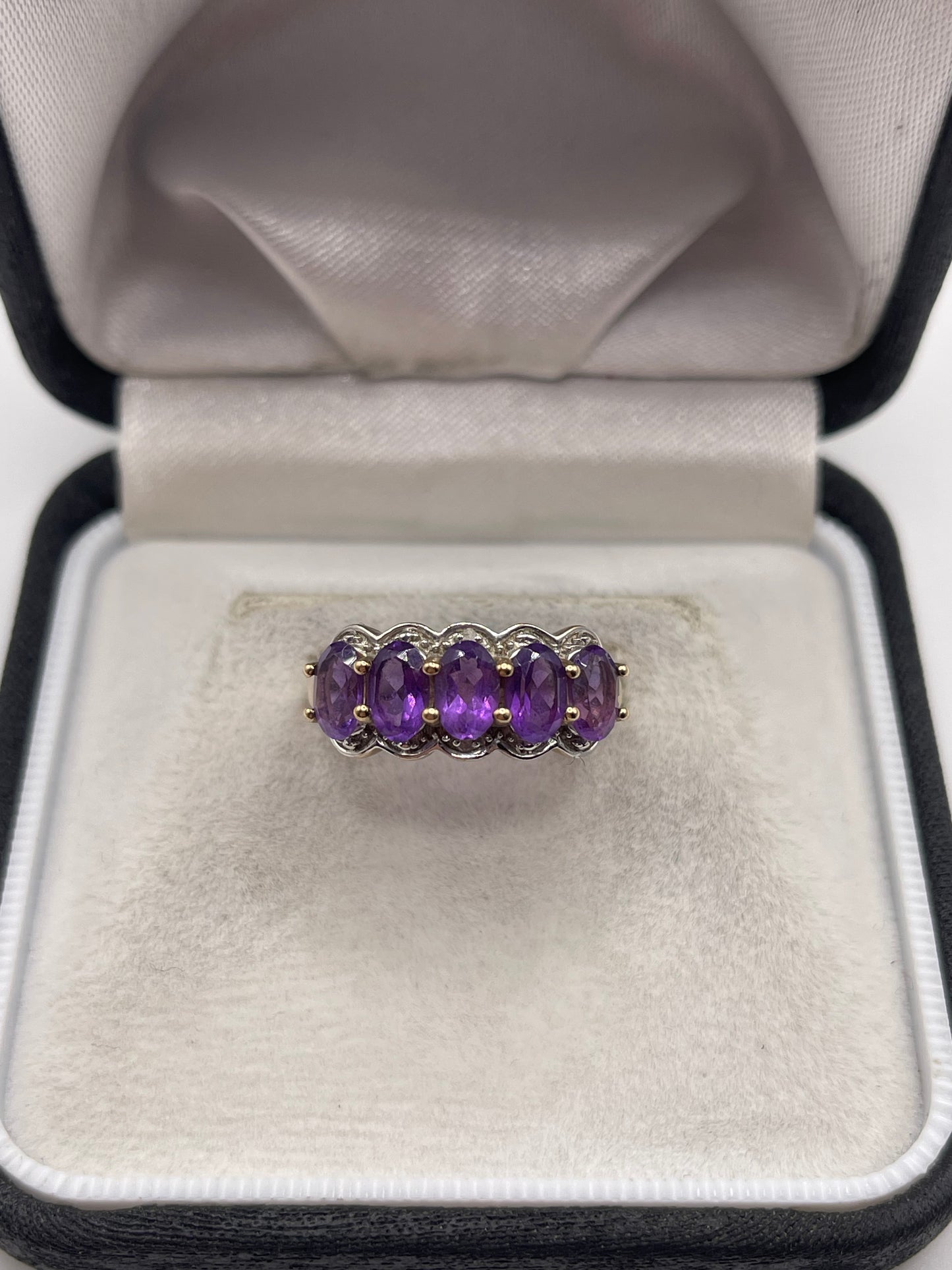 9ct gold amethyst and diamond ring