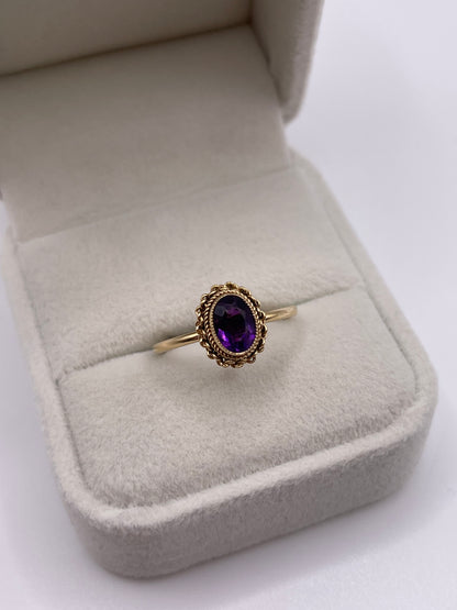 9ct gold amethyst ring