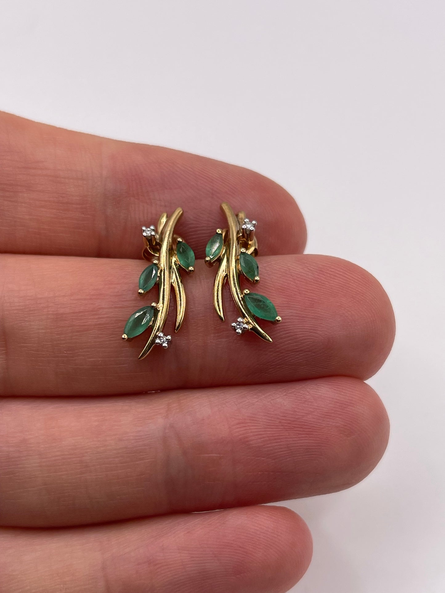 9ct gold emerald and diamond earrings