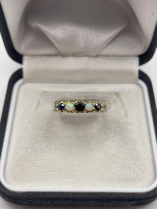 9ct gold sapphire and opal ring