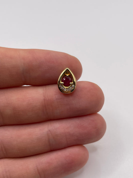14ct gold ruby and diamond pendant