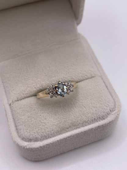 9ct gold aquamarine and diamond ring