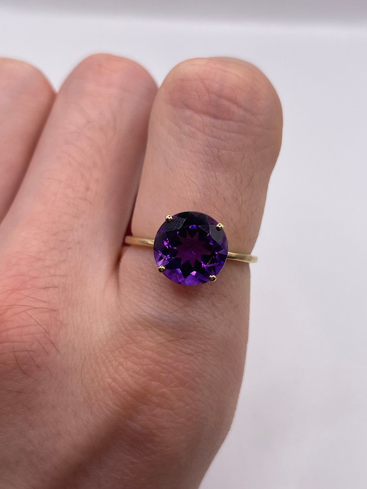 9ct gold amethyst ring