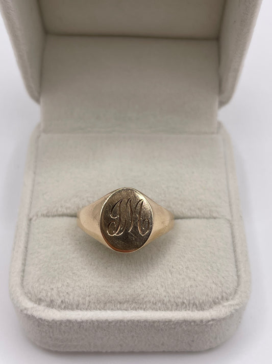 9ct gold initial signet ring