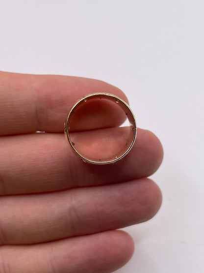 9ct gold garnet and cz star band