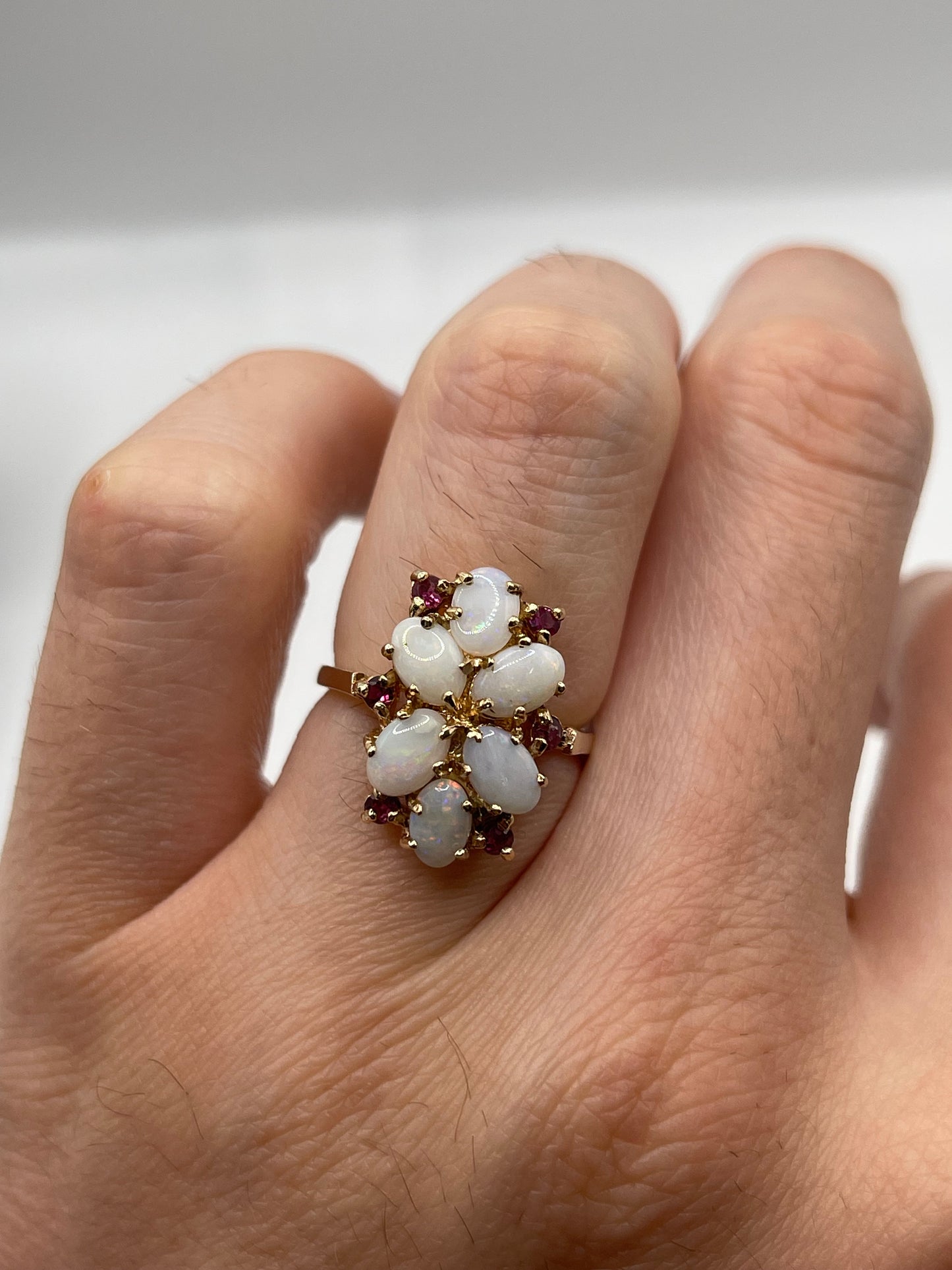 9ct gold ruby and opal ring