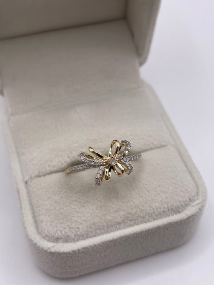 9ct gold diamond cluster ring