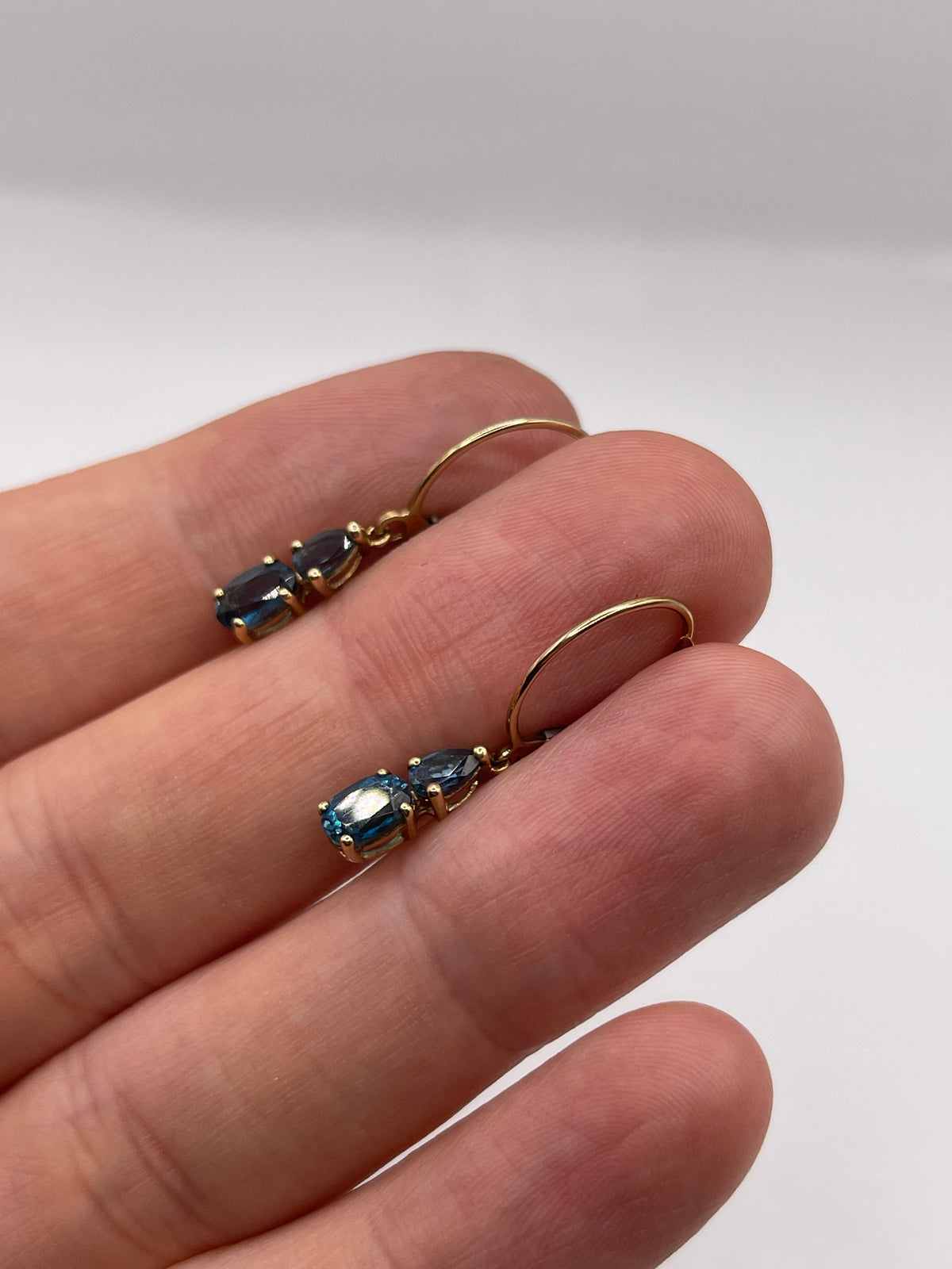 9ct gold topaz earrings