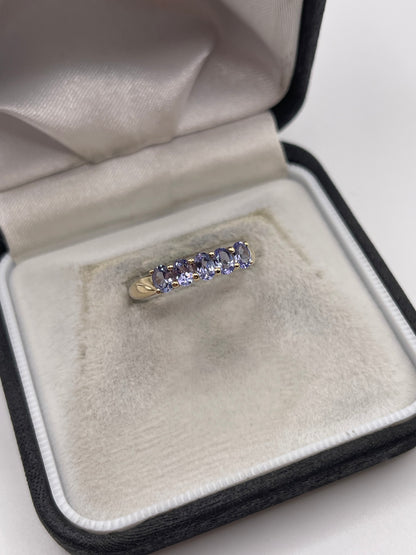 9ct gold tanzanite ring