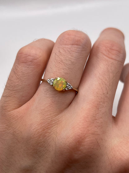 9ct gold opal and zircon ring