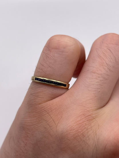 9ct gold sapphire ring