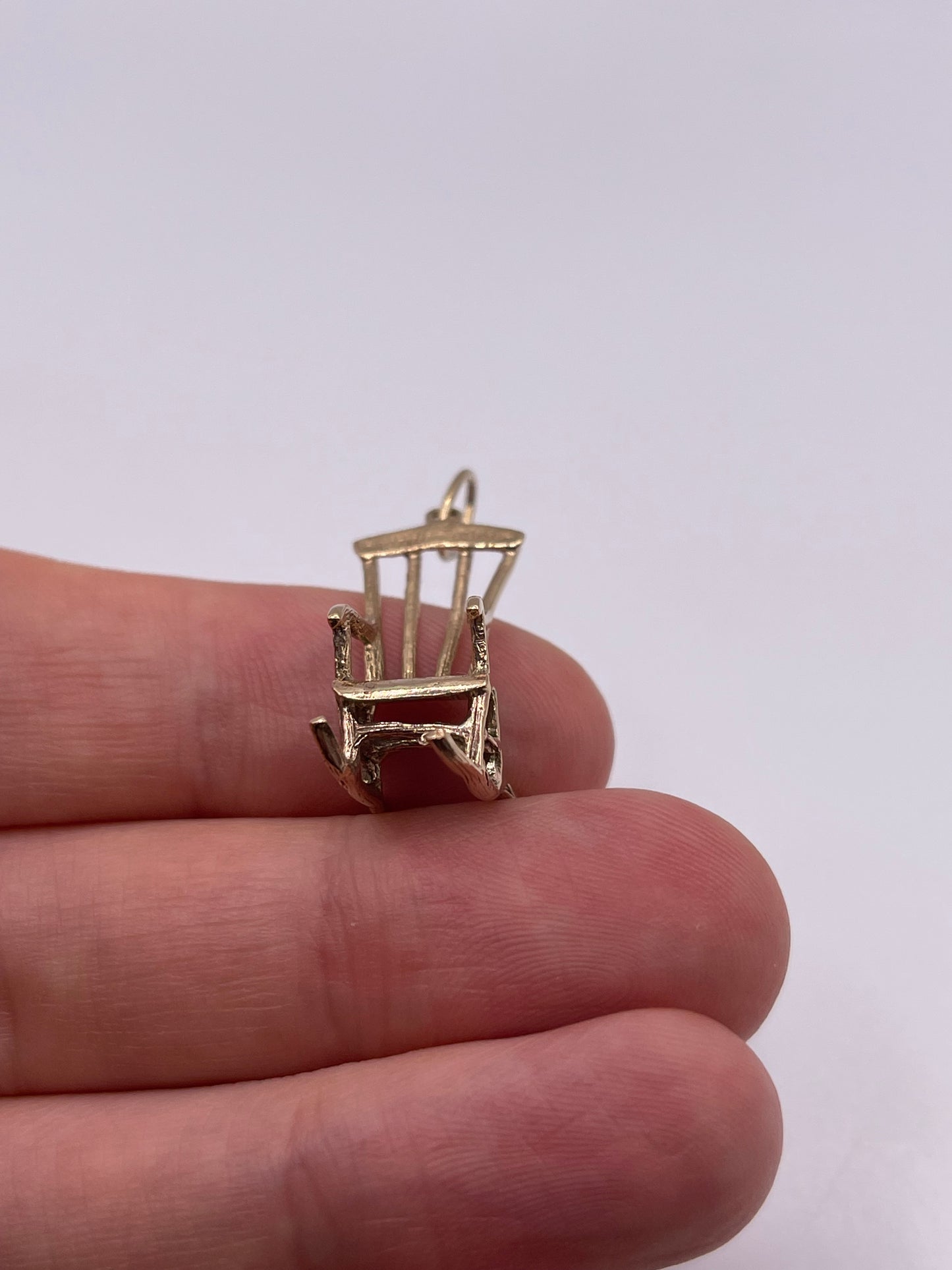 9ct gold chair charm