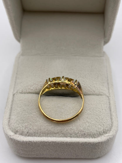 18ct gold opal and diamond ring