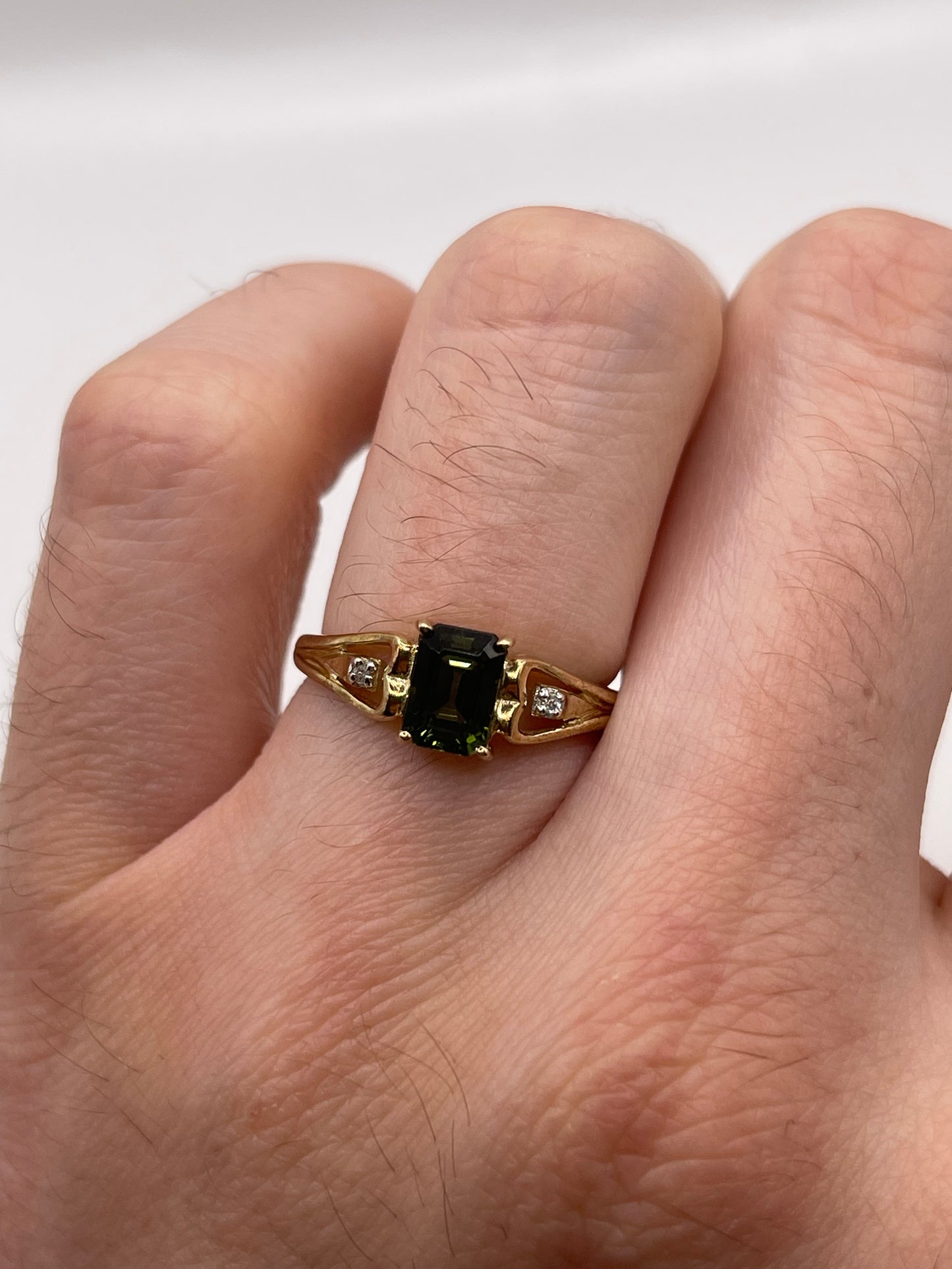 9ct gold tourmaline and diamond ring