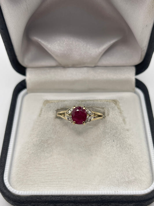 9ct gold ruby and diamond ring