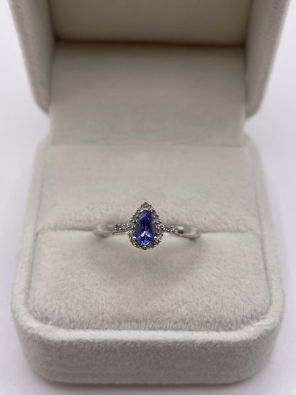 9ct white gold tanzanite and diamond ring
