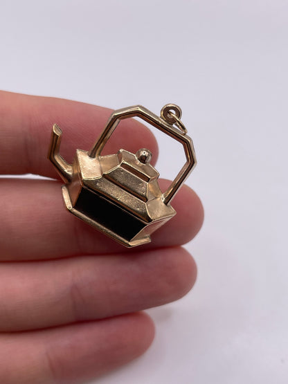 9ct gold teapot charm