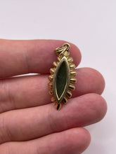 Load image into Gallery viewer, 14ct gold jade pendant
