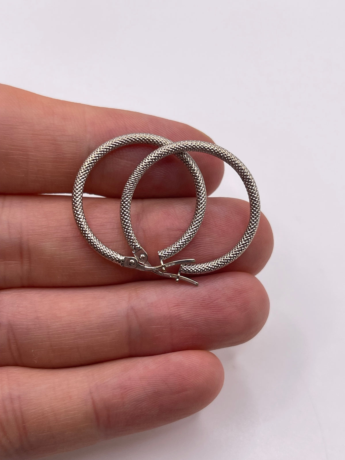 18ct white gold Creole earrings