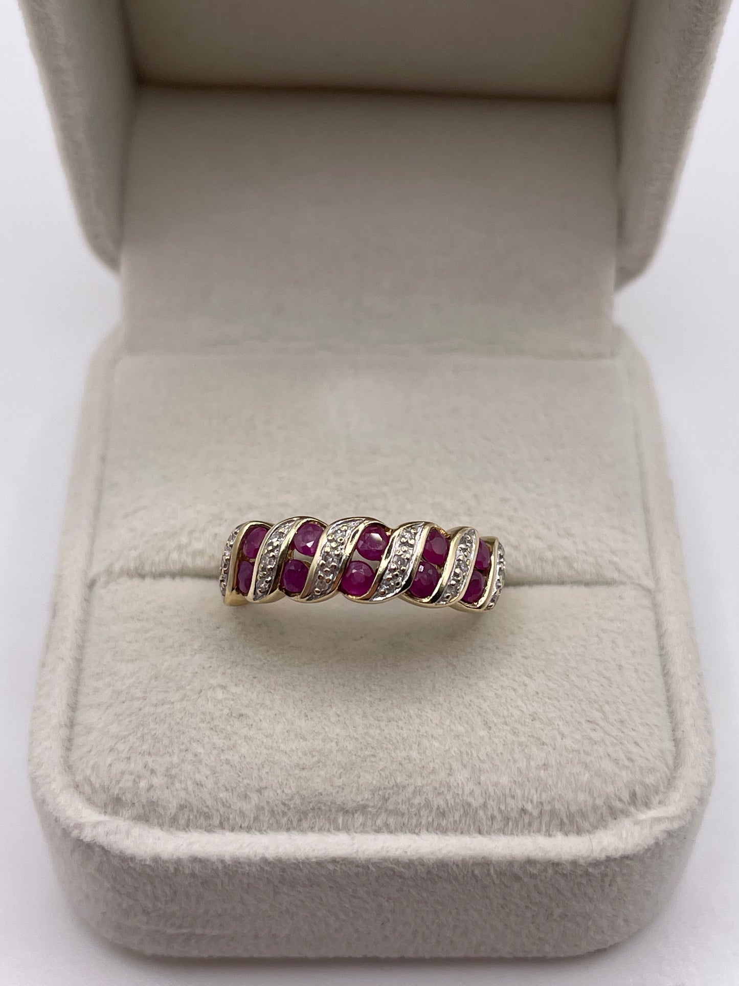 9ct gold ruby and diamond ring