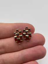 Load image into Gallery viewer, 9ct gold garnet earrings
