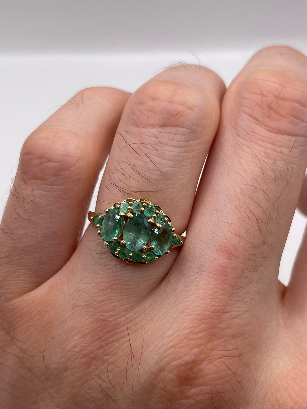 9ct gold emerald cluster ring