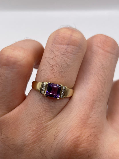 9ct gold amethyst and diamond ring