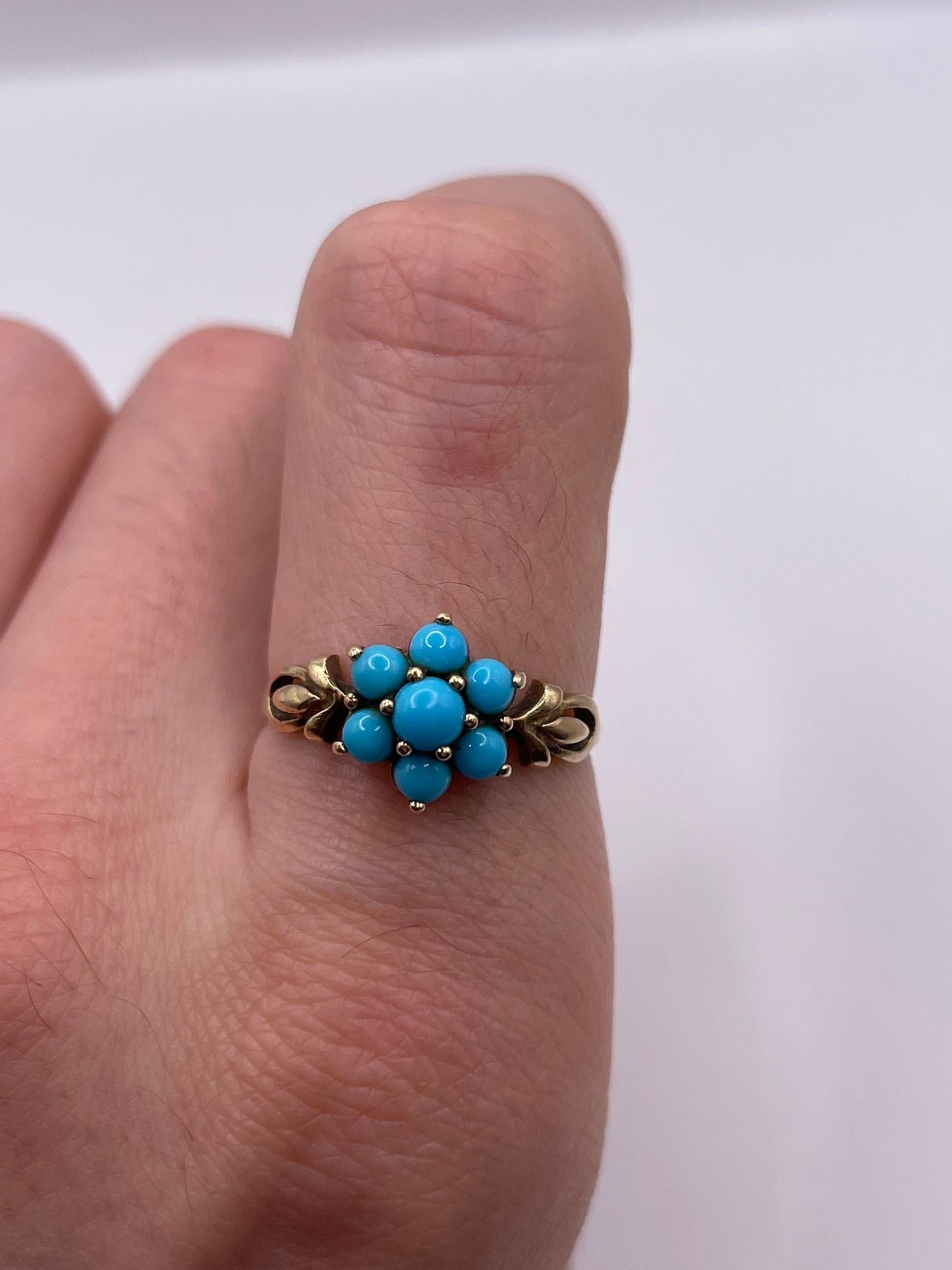 9ct gold turquoise cluster ring