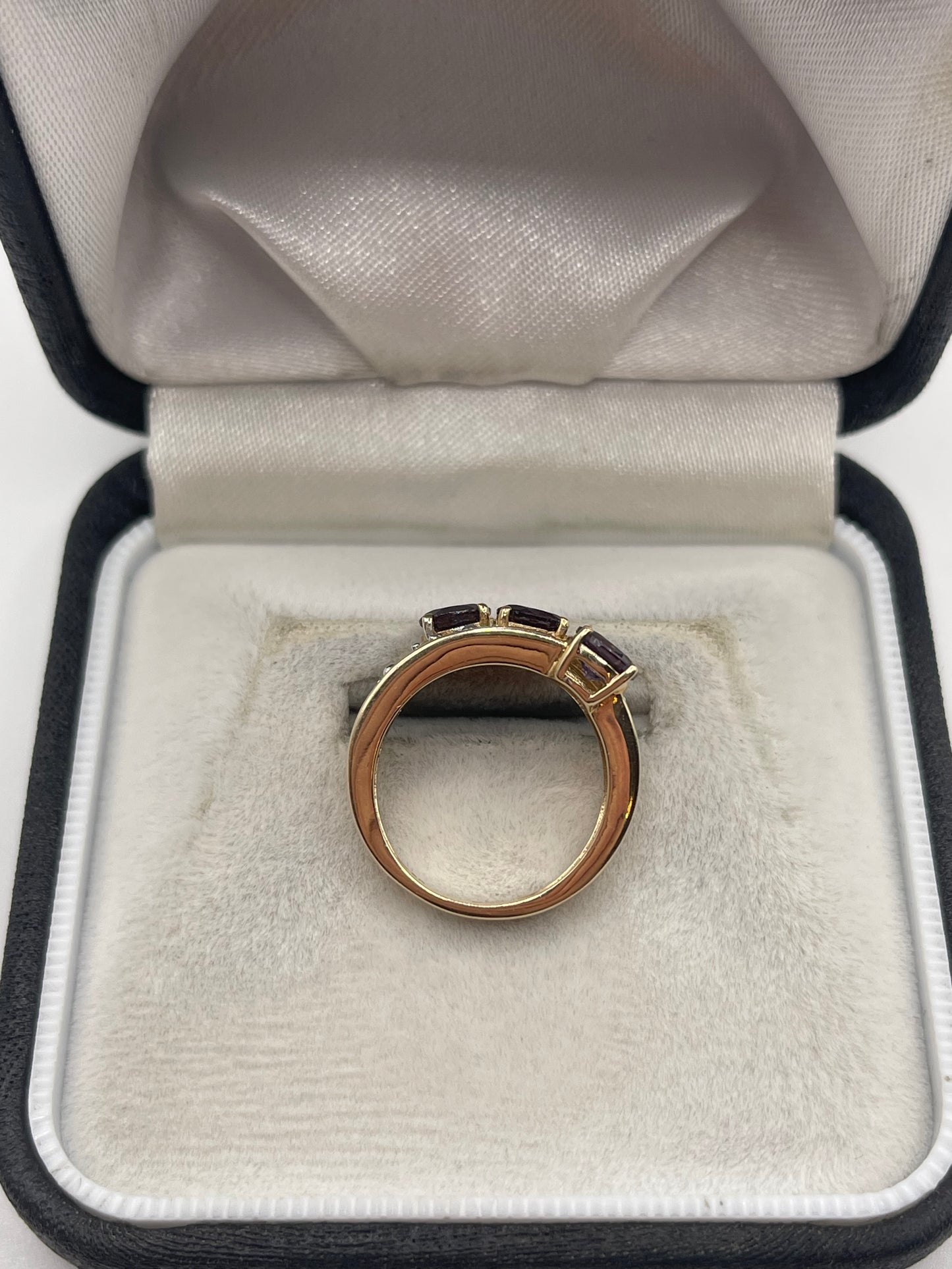 9ct gold quartz and diamond ring