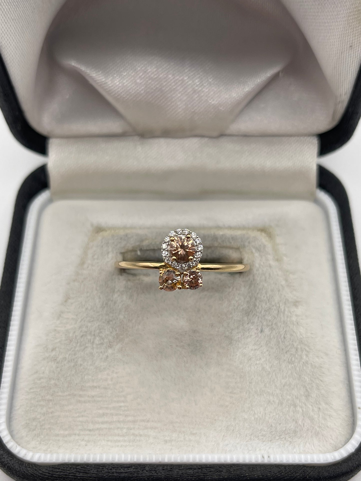 9ct gold morganite and zircon ring