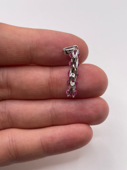 18ct white gold pink sapphire pendant