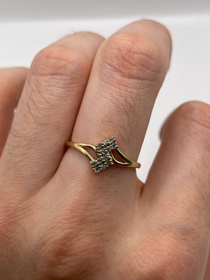 9ct gold alexandrite ring