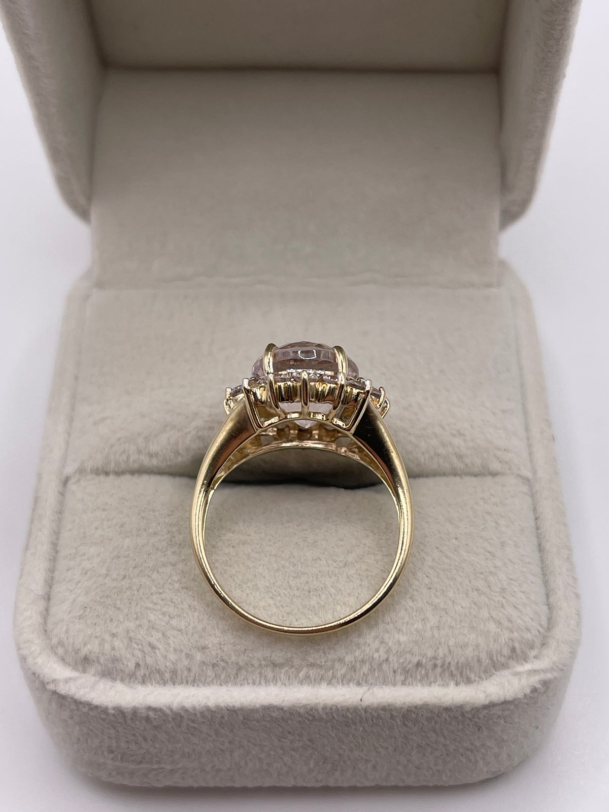 9ct gold morganite and zircon ring