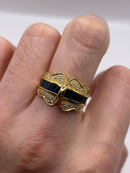 18ct gold sapphire and diamond ring