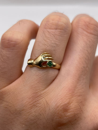9ct gold emerald hand ring