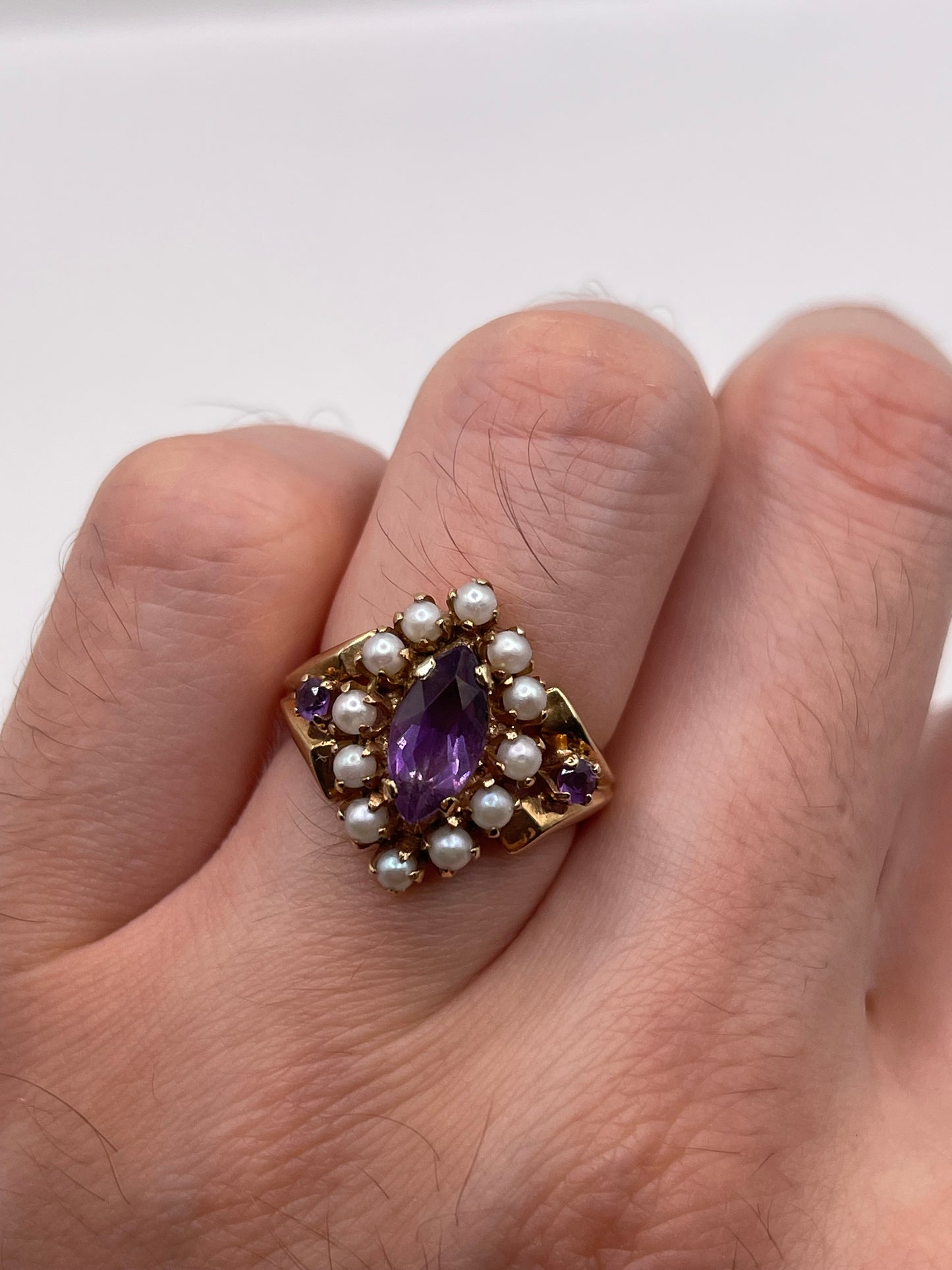 9ct gold amethyst and pearl ring