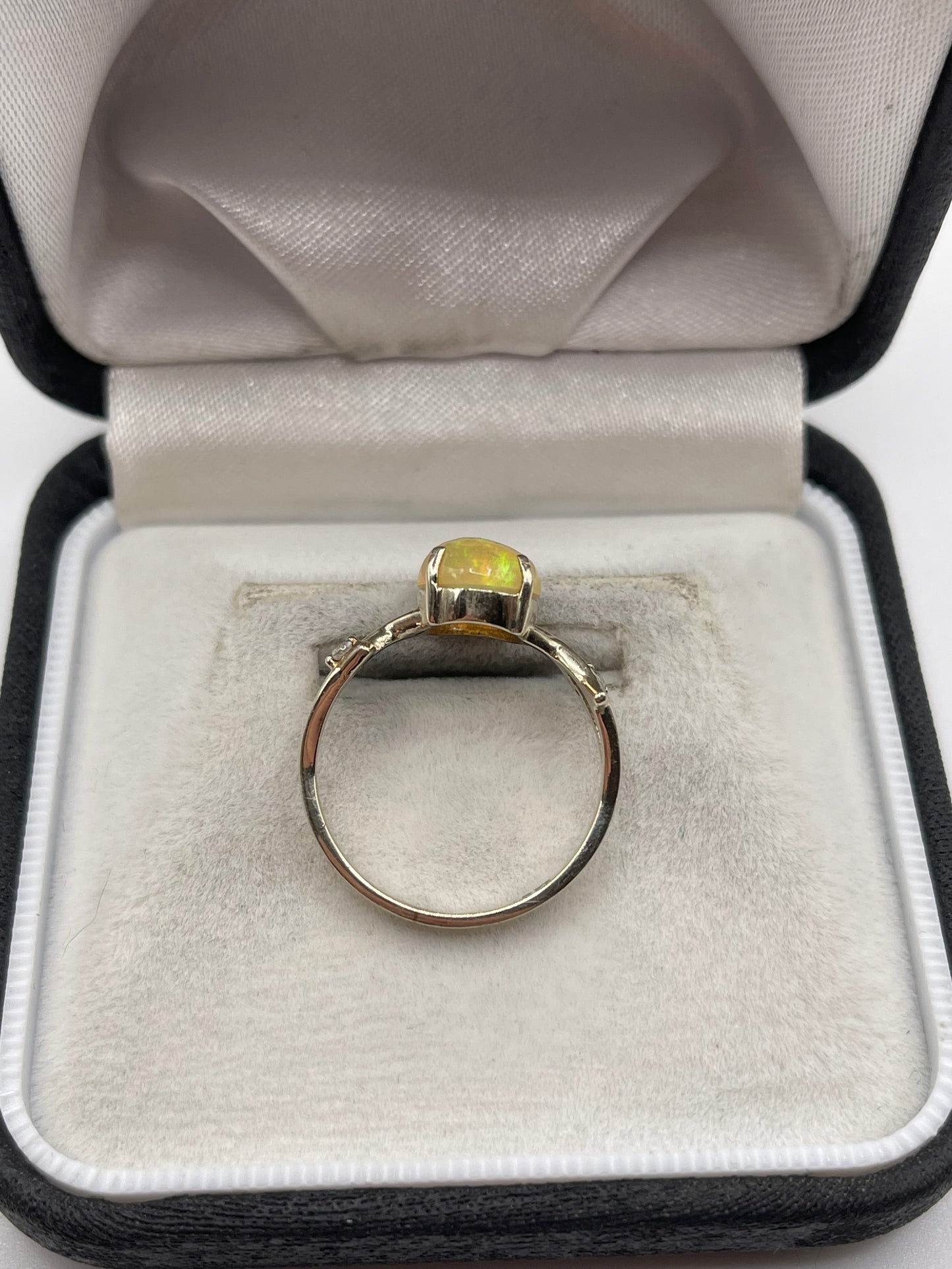 14ct white gold opal and zircon ring