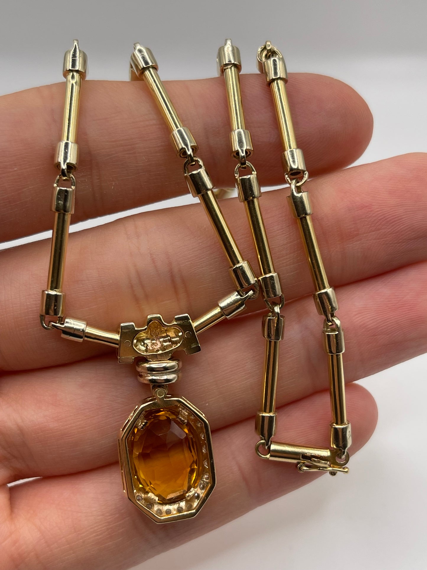 14ct gold citrine and diamond necklace