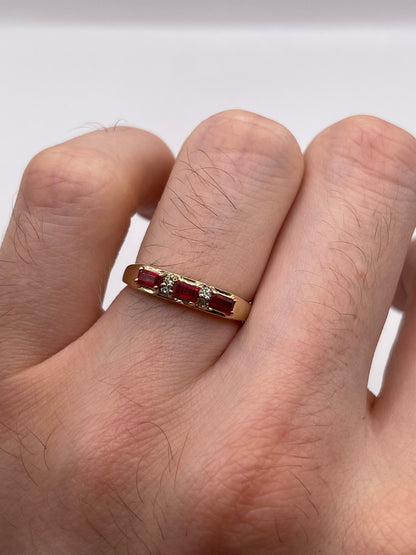9ct gold spinel and diamond ring