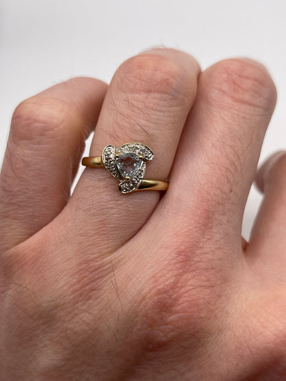 9ct gold topaz and diamond ring
