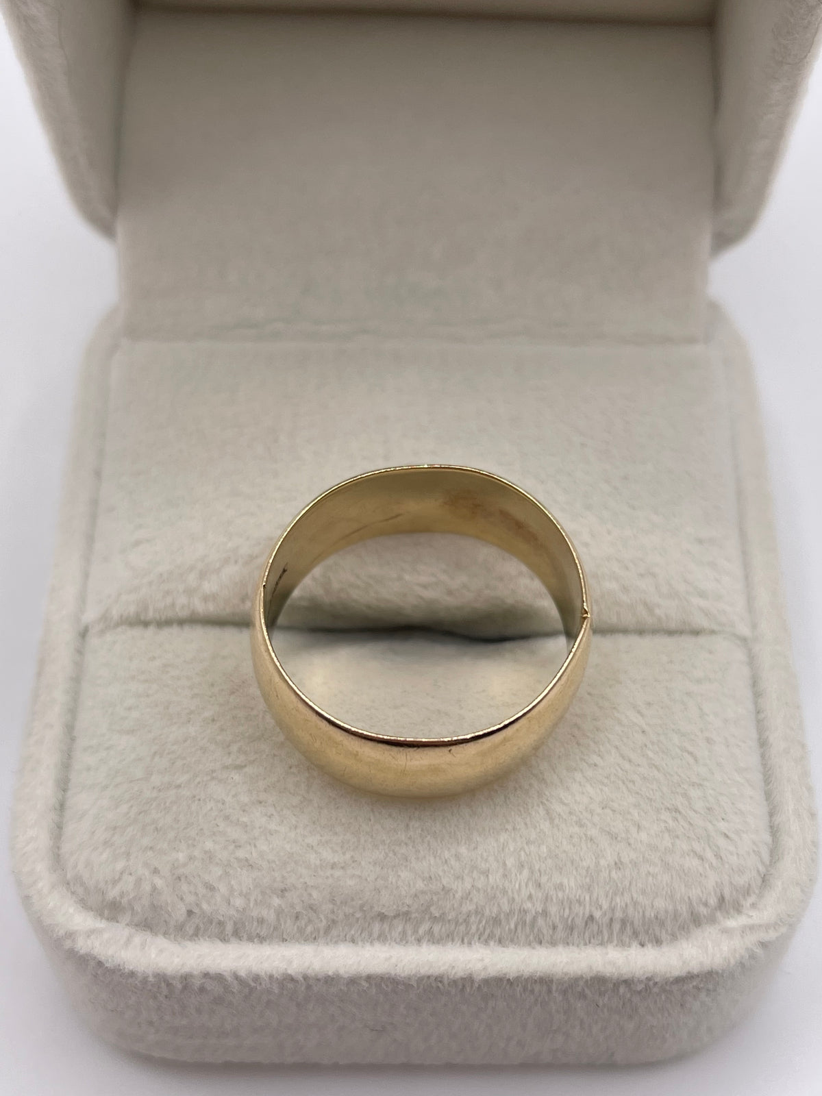 9ct gold band
