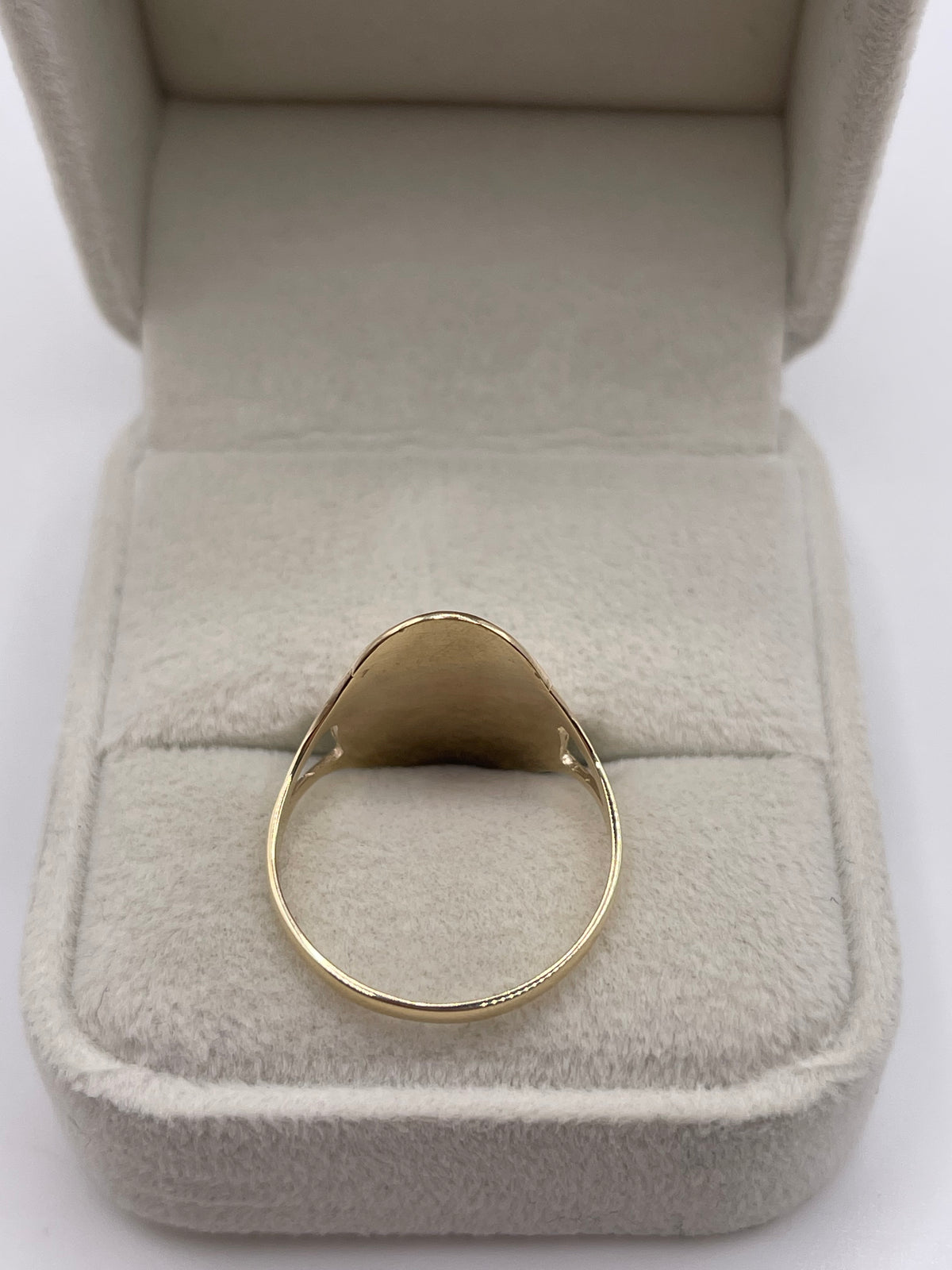 9ct gold ring