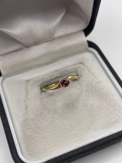 9ct gold tourmaline ring