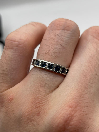 18ct gold sapphire and diamond ring