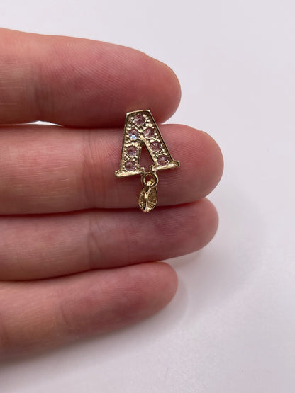 9ct gold cz initial V pendant