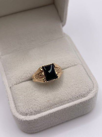 9ct gold onyx signet ring